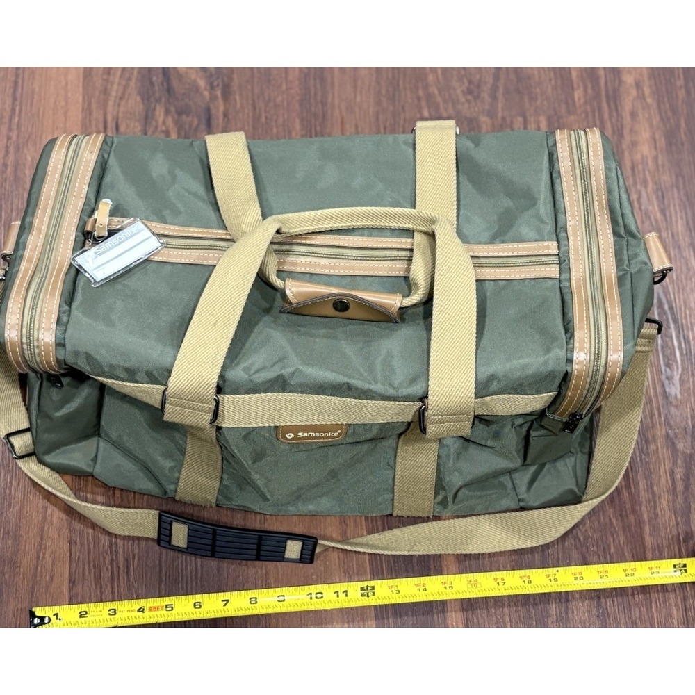 Samsonite‎ Green Tan Canvas Duffle Bag Heavy Duty Gym Travel Luggage - Picture 3 of 16